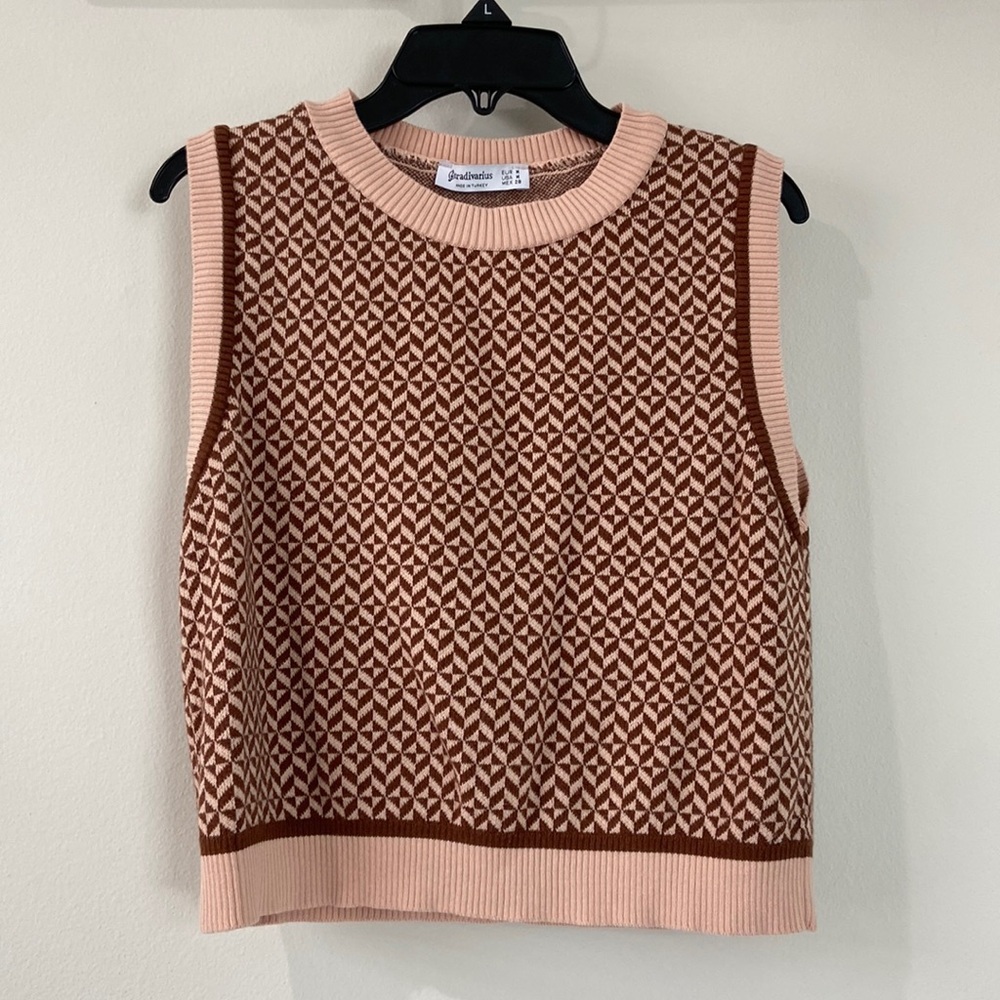 Stradivarius Pink and Brown Patterned Sleeveless Top